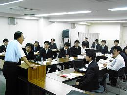 6月12日(金)野田一夫先生来校!!