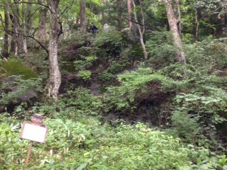 弁慶すら動かせなかった、不動岩!<br>
牛島が単独で登りました。<br><br>
これから愛宕神社に移動。<br>
ヒアリングを開始します。<br> | 授業 時間割 | 東京校ブログ | 大学生・既卒生の就活・起業支援や人間力を鍛える志塾、JVU・日本ベンチャー大學