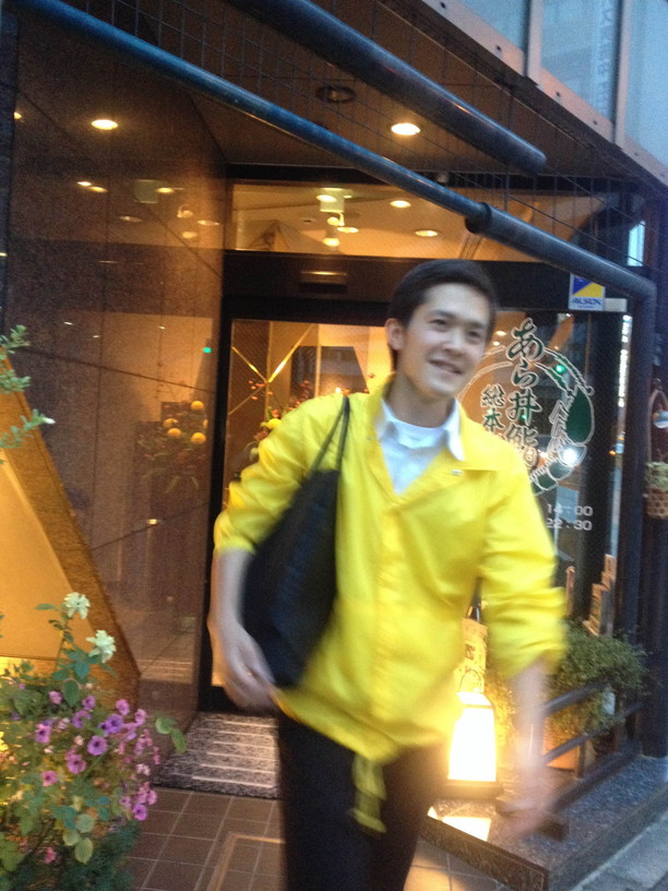 ↑お疲れ様です。柳沢班です。<br>
営業中の写真をお送りします。<br><br> | 授業 時間割 | 東京校ブログ | 大学生・既卒生の就活・起業支援や人間力を鍛える志塾、JVU・日本ベンチャー大學